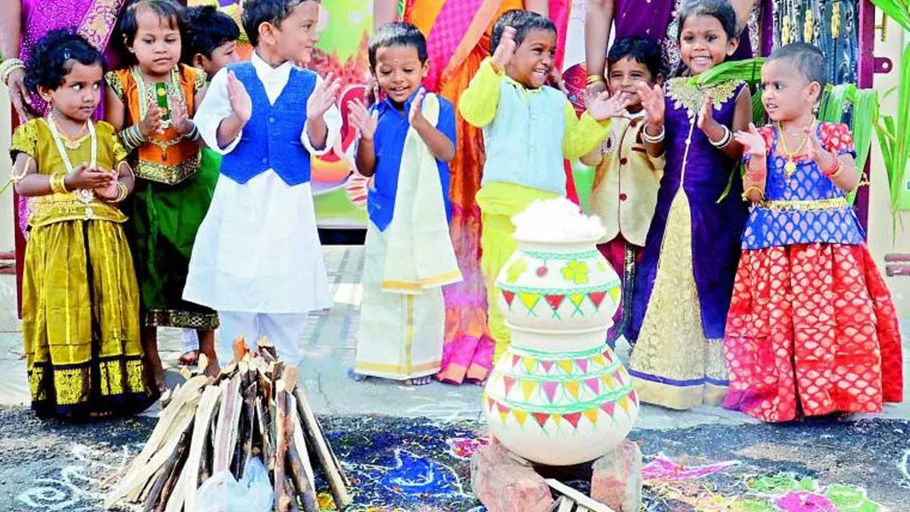 Telangana : వారం రోజుల పాటు సంక్రాంతి పండుగ సెలవులు.. ఎప్పుడెప్పుడంటే?