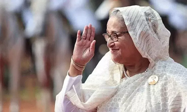 బంగ్లాదేశ్ మాజీ ప్రధాని షేక్ హసీనాపై కోర్టు రెండో అరెస్ట్ వారెంట్ జారీ.. బంగ్లాదేశ్ మాజీ ప్రధాని షేక్ హసీనాపై కోర్టు రెండో అరెస్ట్ వారెంట్ జారీ..