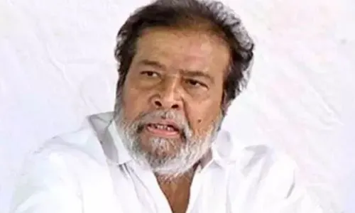 TG: వైరస్ పై తప్పుడు ప్రచారం చేస్తే కఠిన చర్యలు TG: వైరస్ పై తప్పుడు ప్రచారం చేస్తే కఠిన చర్యలు