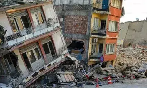 Nepal : నేపాల్ లో భీకర భూకంపం.. 40 మంది మృతి.. కొనసాగుతున్న రెస్క్యూ Nepal : నేపాల్ లో భీకర భూకంపం.. 40 మంది మృతి.. కొనసాగుతున్న రెస్క్యూ