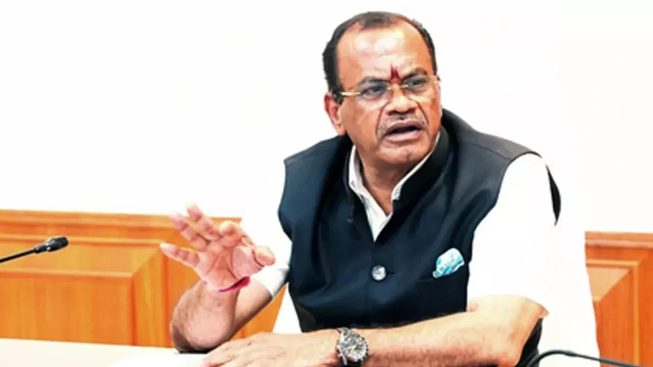 TG : డిసెంబర్ లోగా నాలుగు టిమ్స్ లను ఓపెన్ చేస్తాం : మంత్రి కోమటిరెడ్డి