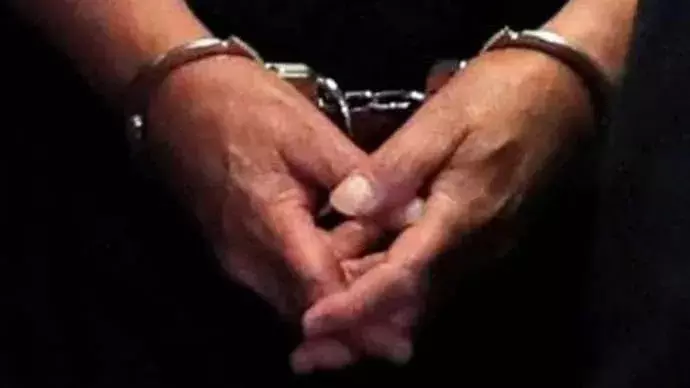 Karnataka : మైనర్ స్టూడెంట్‌తో పారిపోయిన ట్యూషన్ టీచర్..2 నెలల తర్వాత