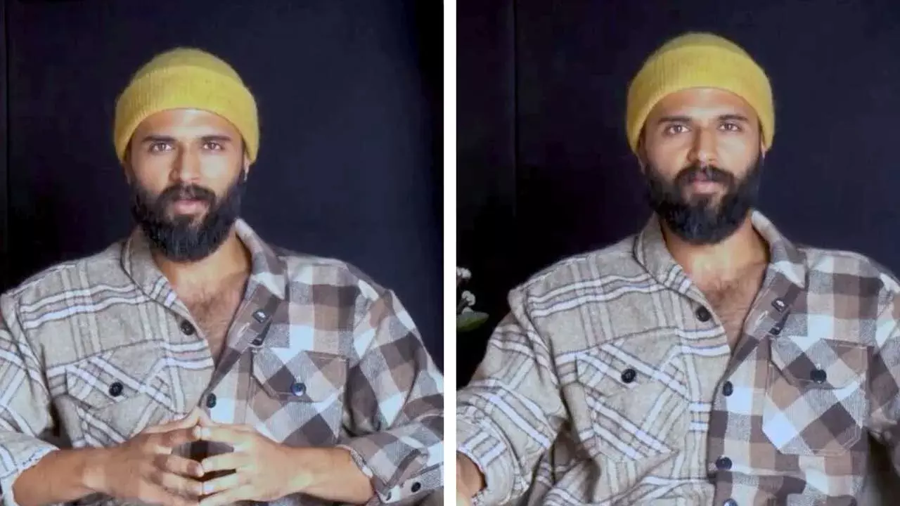 Vijay Deverakonda : మూర్ఖుడిని కాదని చెప్పండి .. విజయ్ దేవరకొండ సందేశం Vijay Deverakonda : మూర్ఖుడిని కాదని చెప్పండి .. విజయ్ దేవరకొండ సందేశం