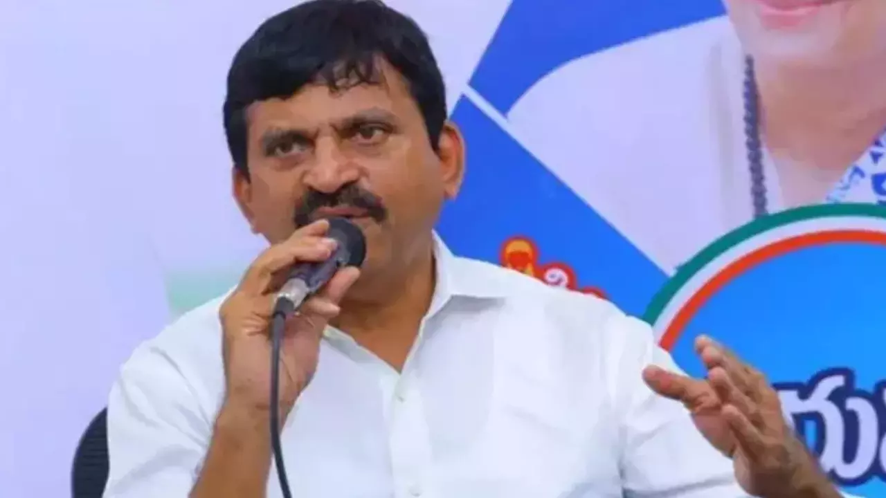TG : ఫిబ్రవరి 15 నుంచి 28లోపు అమల్లోకి భూ భారతి చట్టం: మంత్రి పొంగులేటి TG : ఫిబ్రవరి 15 నుంచి 28లోపు అమల్లోకి భూ భారతి చట్టం: మంత్రి పొంగులేటి