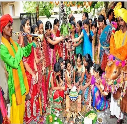 Sankranti 2025: తెలుగు పల్లెలకు సంక్రాంతి శోభ Sankranti 2025: తెలుగు పల్లెలకు సంక్రాంతి శోభ