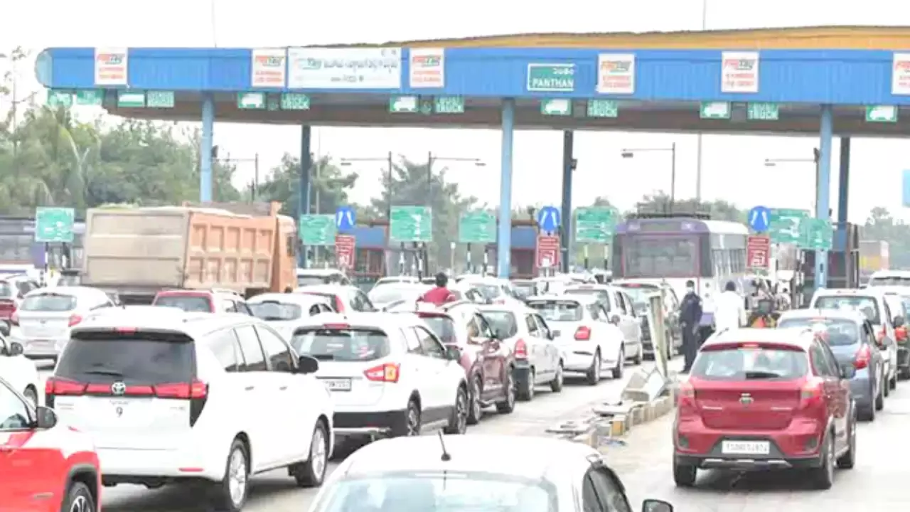 Sankranti Traffic : సంక్రాంతి.. ఇలా ట్రాఫిక్ జామ్ తప్పించుకోండి!