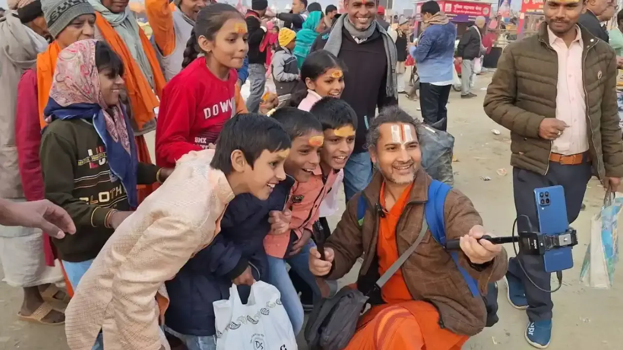Kumbh Mela : కుంభమేళాలో డిజిటల్ బాబా..పెళ్లి కోసం ఏం చెప్పారంటే?