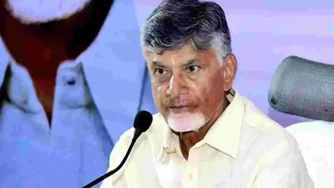 Chandrababu Naidu : టెక్నాలజీ గురించి నేను మాట్లాడితే తప్పుపట్టారు : చంద్రబాబు Chandrababu Naidu : టెక్నాలజీ గురించి నేను మాట్లాడితే తప్పుపట్టారు : చంద్రబాబు