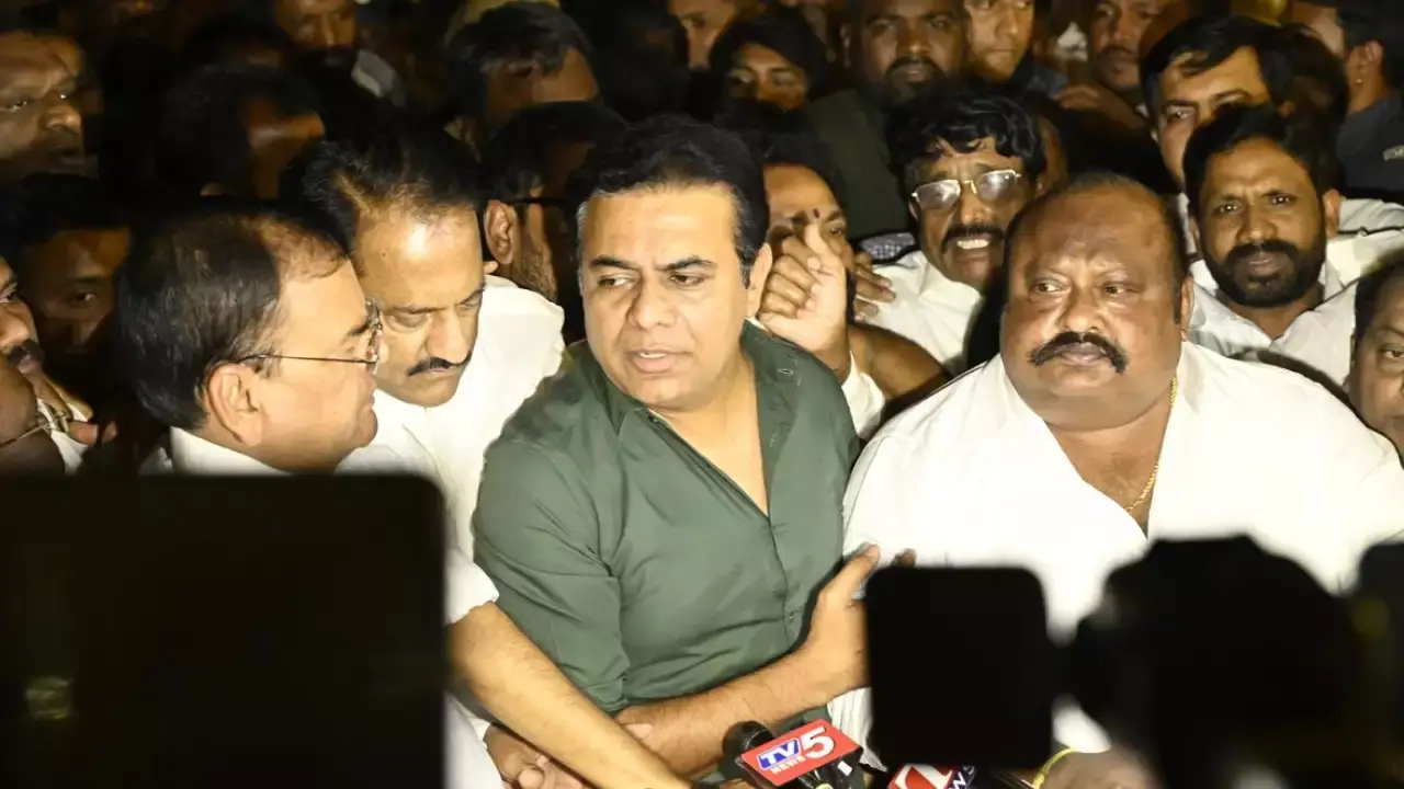 KTR Challenges : లై డిటెక్టర్ టెస్ట్ చేసుకోండి.. కేటీఆర్ సవాల్ KTR Challenges : లై డిటెక్టర్ టెస్ట్ చేసుకోండి.. కేటీఆర్ సవాల్