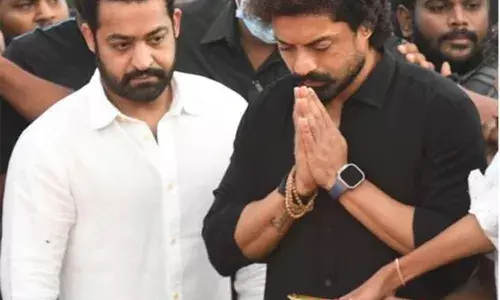 NTR: ఎన్టీఆర్ వర్ధంతి.. జూనియర్ ఎన్టీఆర్ నివాళి NTR: ఎన్టీఆర్ వర్ధంతి.. జూనియర్ ఎన్టీఆర్ నివాళి