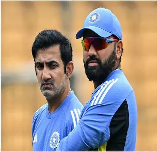 ROHIT: చెమటోడుస్తున్న హిట్ మ్యాన్ ROHIT: చెమటోడుస్తున్న హిట్ మ్యాన్