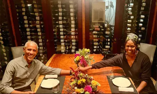 విడాకుల పుకార్ల మధ్య భార్యకు పుట్టిన రోజు శుభాకాంక్షలు తెలిపిన బరాక్ ఒబామా విడాకుల పుకార్ల మధ్య భార్యకు పుట్టిన రోజు శుభాకాంక్షలు తెలిపిన బరాక్ ఒబామా