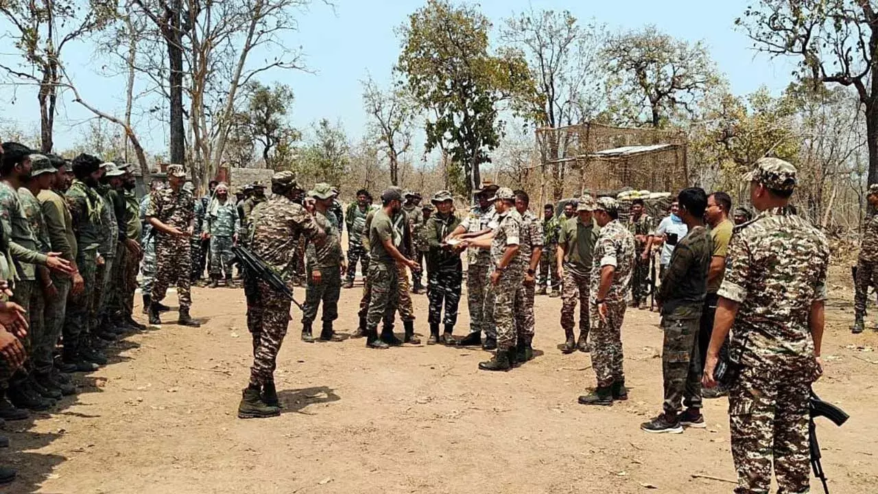 Maoists Encounter : పలువురు మావోయిస్టు కీలక నేతలు మృతి? Maoists Encounter : పలువురు మావోయిస్టు కీలక నేతలు మృతి?