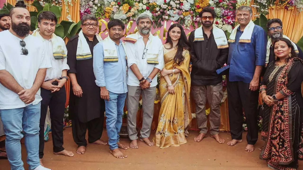 Fauji Movie Shooting : సెట్స్ పైకి ఫౌజీ.. షూటింగ్ ఎక్కడంటే?