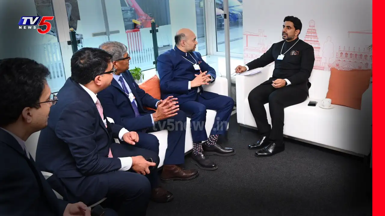 Davos : AI హబ్ గా ఏపీ: ప్రపంచ వేదికపై మంత్రి లోకేష్ Davos : AI హబ్ గా ఏపీ: ప్రపంచ వేదికపై మంత్రి లోకేష్