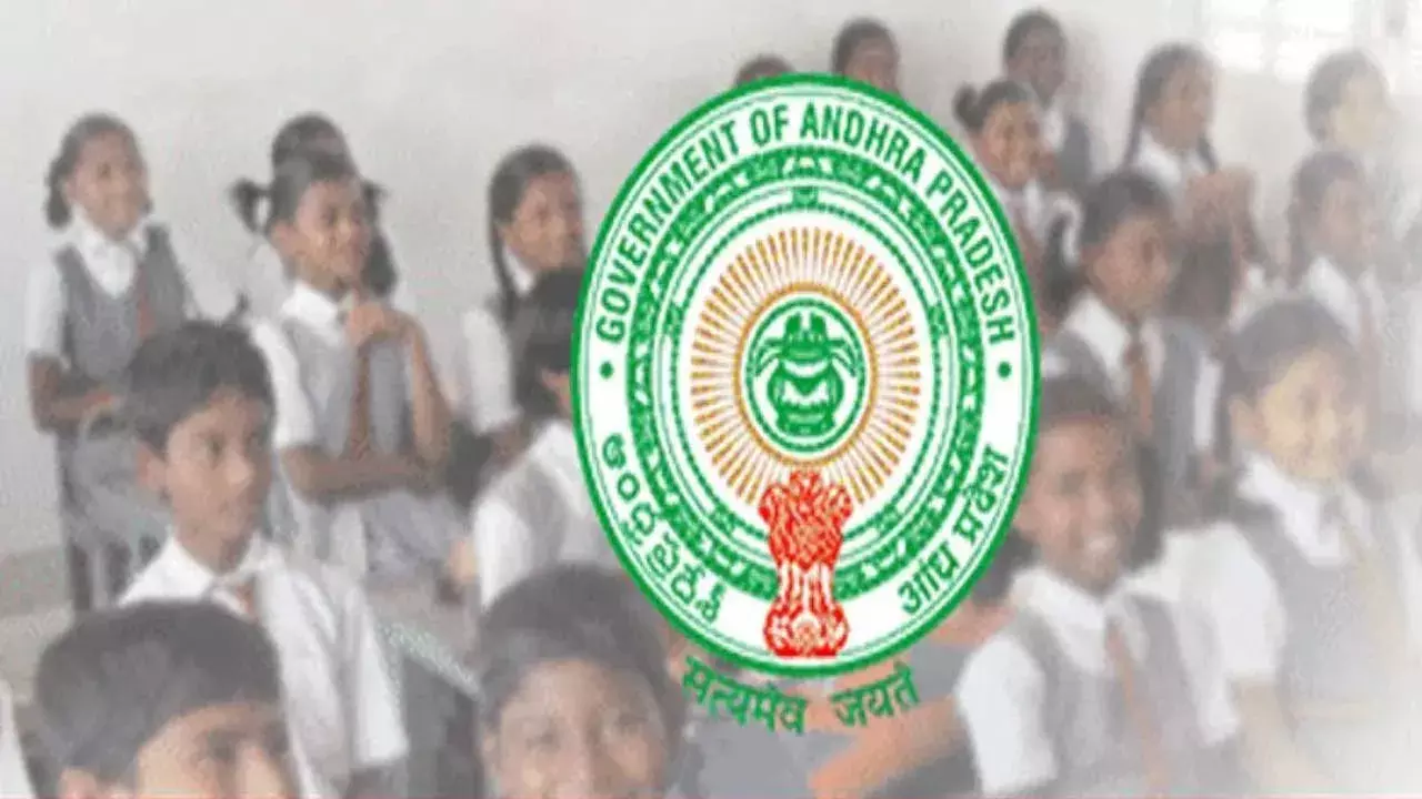 AP : మైనార్టీ విద్యార్థులకు గుడ్ న్యూస్ .. ఫీజ్ రీయింబర్స్మెంట్ నిధుల విడుదల AP : మైనార్టీ విద్యార్థులకు గుడ్ న్యూస్ .. ఫీజ్ రీయింబర్స్మెంట్ నిధుల విడుదల