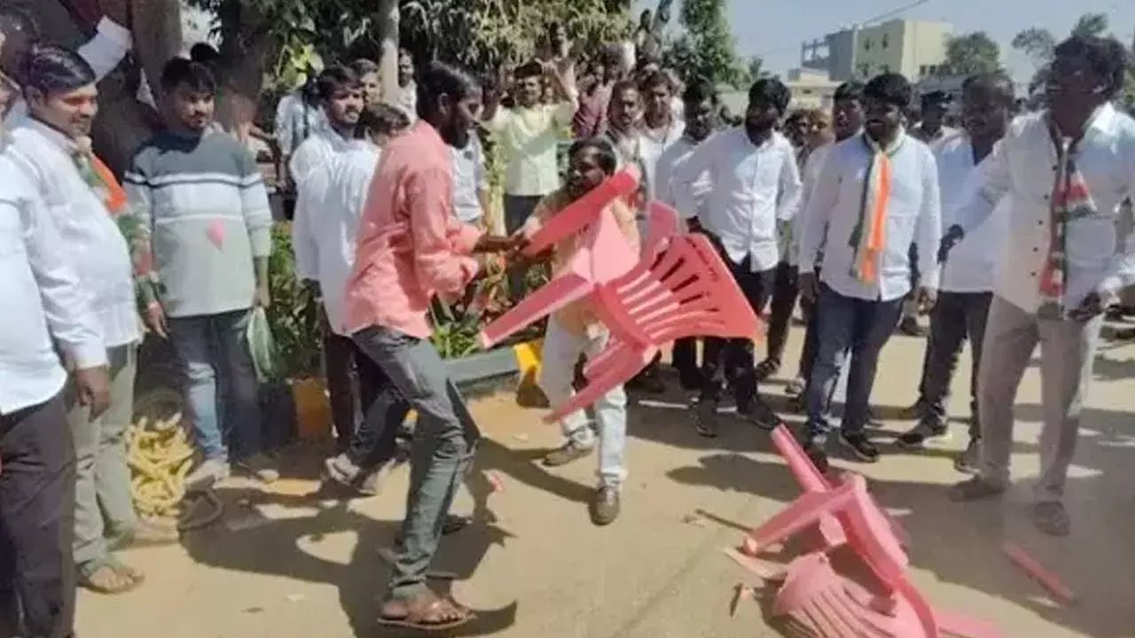 TG : గూడెంపై దాడి కేసులో 42 మంది కాంగ్రెస్ కార్యకర్తలపై కేసులు TG : గూడెంపై దాడి కేసులో 42 మంది కాంగ్రెస్ కార్యకర్తలపై కేసులు