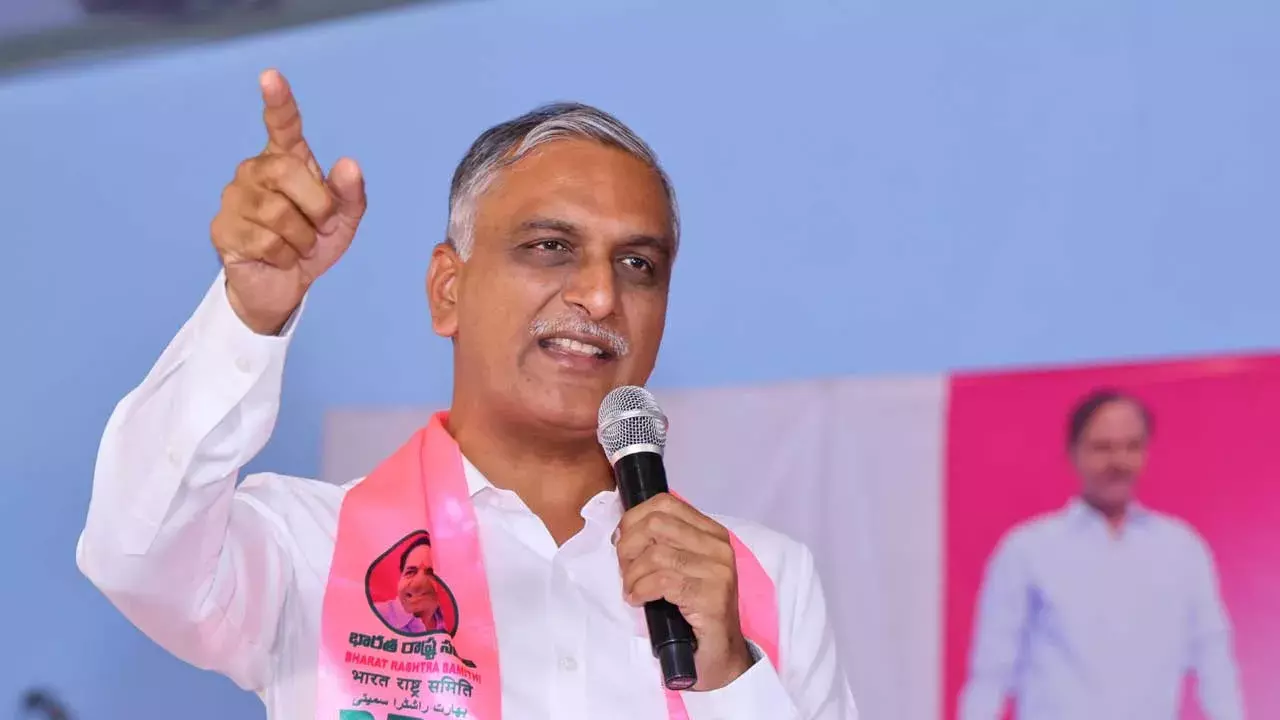Harish Rao : చంద్రబాబుకు సీఎం రేవంత్ గురుదక్షిణ .. హరీశ్ రావు విసుర్లు Harish Rao : చంద్రబాబుకు సీఎం రేవంత్ గురుదక్షిణ .. హరీశ్ రావు విసుర్లు