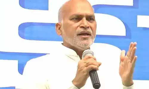 MP Ayodhya Rami Reddy : విజయసాయి బాటలోనే ఎంపీ అయోధ్య రామిరెడ్డి? MP Ayodhya Rami Reddy : విజయసాయి బాటలోనే ఎంపీ అయోధ్య రామిరెడ్డి?