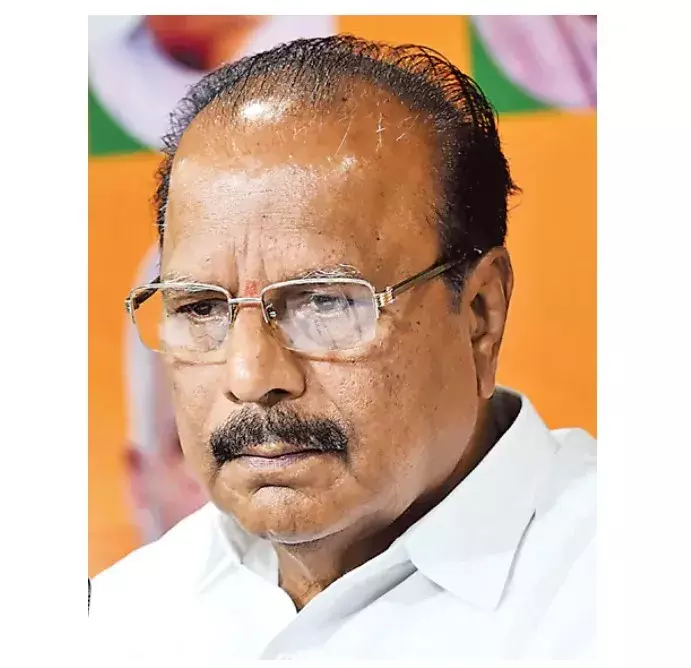 PHONE TAP: కొనసాగుతున్న ఫోన్ ట్యాపింగ్ ప్రకంపనలు PHONE TAP: కొనసాగుతున్న ఫోన్ ట్యాపింగ్ ప్రకంపనలు