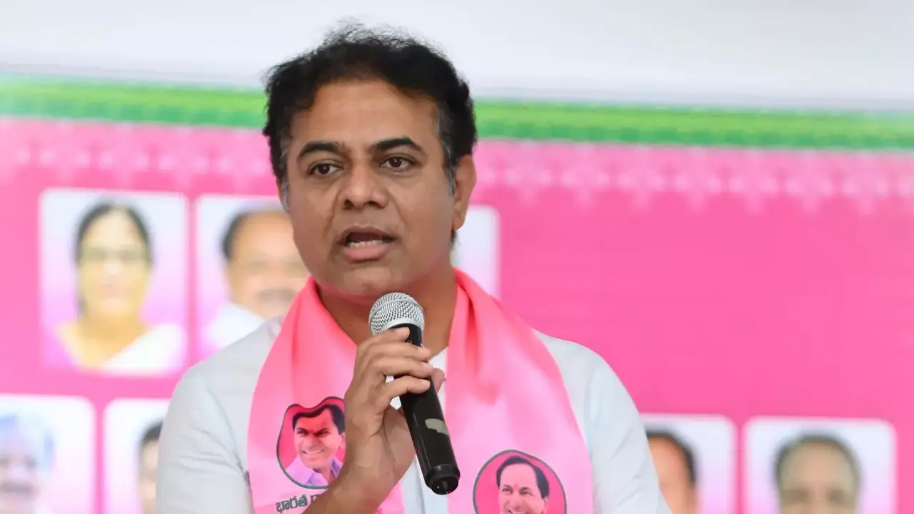 KTR : రేషన్ కార్డులు ఇవ్వడం కూడా చారిత్రాత్మకమా? : కేటీఆర్ KTR : రేషన్ కార్డులు ఇవ్వడం కూడా చారిత్రాత్మకమా? : కేటీఆర్