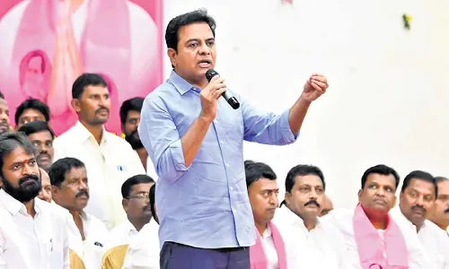 KTR : మోసాల్లో కాంగ్రెస్ హిస్టరీ.. కేటీఆర్ విమర్శలు KTR : మోసాల్లో కాంగ్రెస్ హిస్టరీ.. కేటీఆర్ విమర్శలు