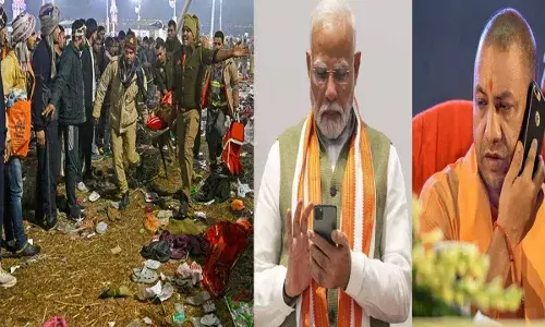 Stampede at Kumbh Mela : తొక్కిసలాట: మళ్లీ యోగీకి మోదీ, అమిత్ షాలు ఫోన్ Stampede at Kumbh Mela : తొక్కిసలాట: మళ్లీ యోగీకి మోదీ, అమిత్ షాలు ఫోన్