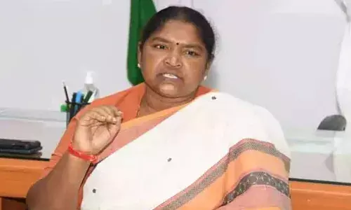 Minister Seethakka : బాధిత కుటుంబాలకు అండగా ఉంటాం : మంత్రి సీతక్క Minister Seethakka : బాధిత కుటుంబాలకు అండగా ఉంటాం : మంత్రి సీతక్క