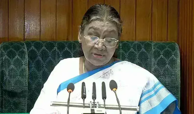 Budget session: రాష్ట్రపతి ప్రసంగంతో పార్లమెంట్ సమావేశాలు ప్రారంభం Budget session: రాష్ట్రపతి ప్రసంగంతో పార్లమెంట్ సమావేశాలు ప్రారంభం