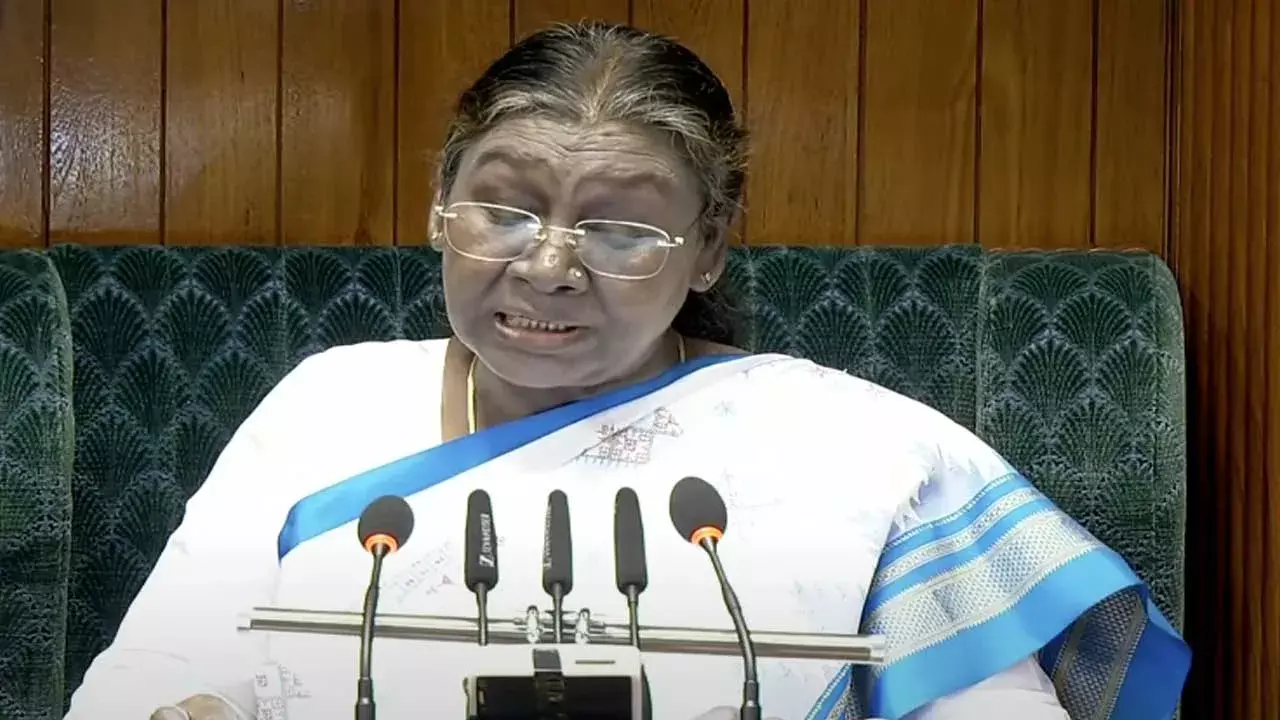 President Droupadi Murmu : త్వరలోనే మూడో అతిపెద్ద ఆర్థిక వ్యవస్థగా భారత్ : ద్రౌపది ముర్మ President Droupadi Murmu : త్వరలోనే మూడో అతిపెద్ద ఆర్థిక వ్యవస్థగా భారత్ : ద్రౌపది ముర్మ