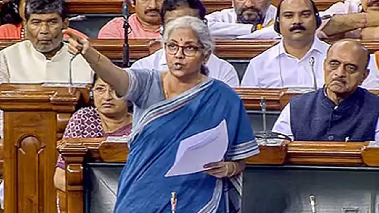 Lok Sabha : లోక్‌సభ ముందుకు ఆర్థిక సర్వే