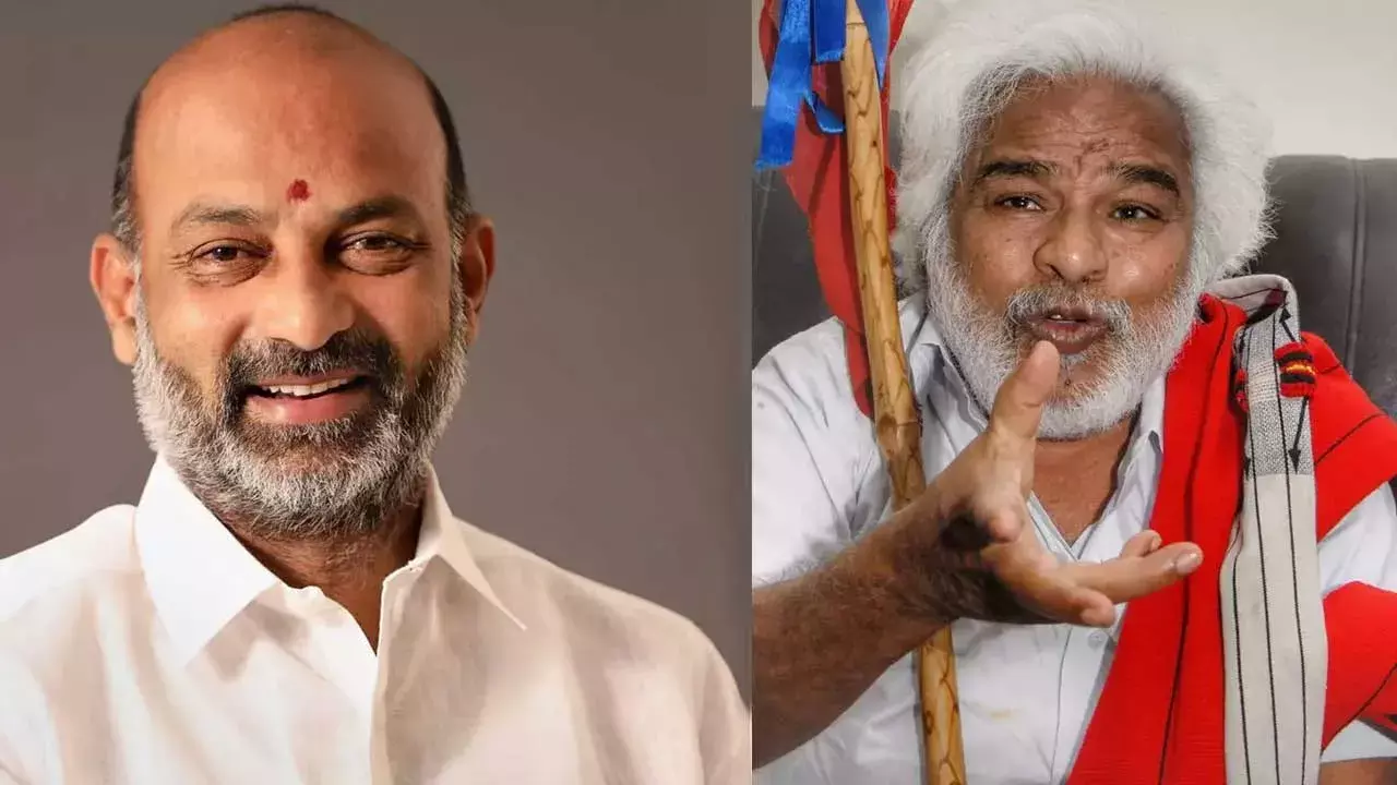 Bandi Sanjay : గద్దర్ ను అవమానించింది కాంగ్రెస్సే : బండి సంజయ్ Bandi Sanjay : గద్దర్ ను అవమానించింది కాంగ్రెస్సే : బండి సంజయ్