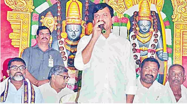 Ponguleti: ఫిబ్రవరి 15లోపు స్థానిక సంస్థల ఎన్నికలకు షెడ్యూల్‌