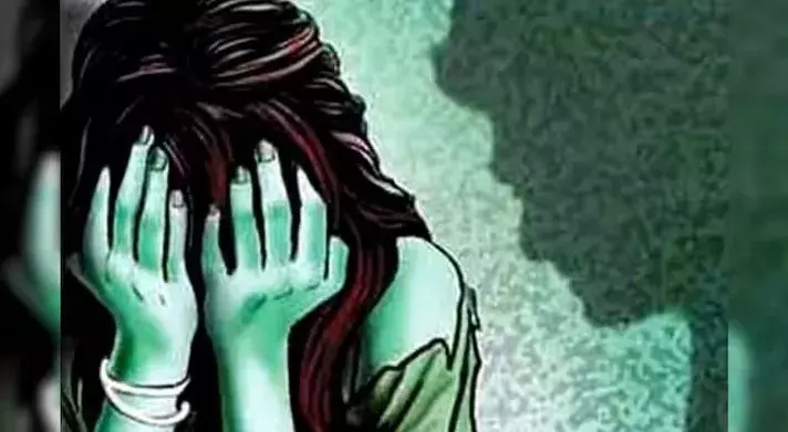 KHAMMAM: యాసిడ్ పోసి చంపేస్తానంటూ యువకుడి హల్చల్ KHAMMAM: యాసిడ్ పోసి చంపేస్తానంటూ యువకుడి హల్చల్