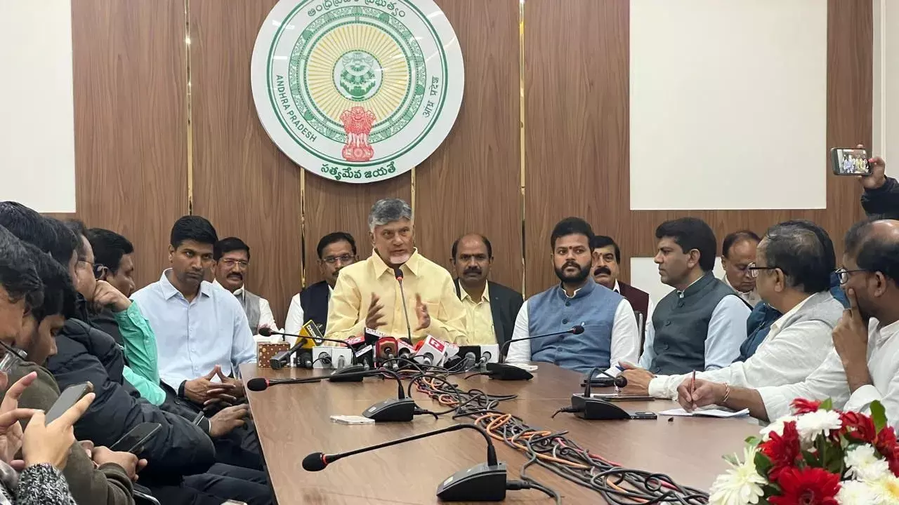CM Chandrababu: ‘ఆప్’ పాలనపై ఏపీ సీఎం విమర్శలు CM Chandrababu: ‘ఆప్’ పాలనపై ఏపీ సీఎం విమర్శలు