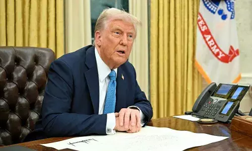 Donald Trump : అమెరికా ప్రెసిడెంట్ డొనాల్డ్ ట్రంప్ కీలక నిర్ణయం Donald Trump : అమెరికా ప్రెసిడెంట్ డొనాల్డ్ ట్రంప్ కీలక నిర్ణయం