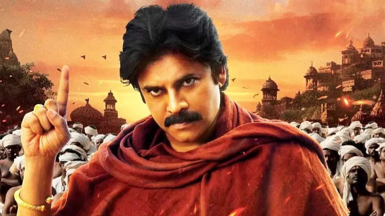Pawan Kalyan : హరిహర వీరమల్లు తగ్గేదే లే అంటున్నాడుగా Pawan Kalyan : హరిహర వీరమల్లు తగ్గేదే లే అంటున్నాడుగా