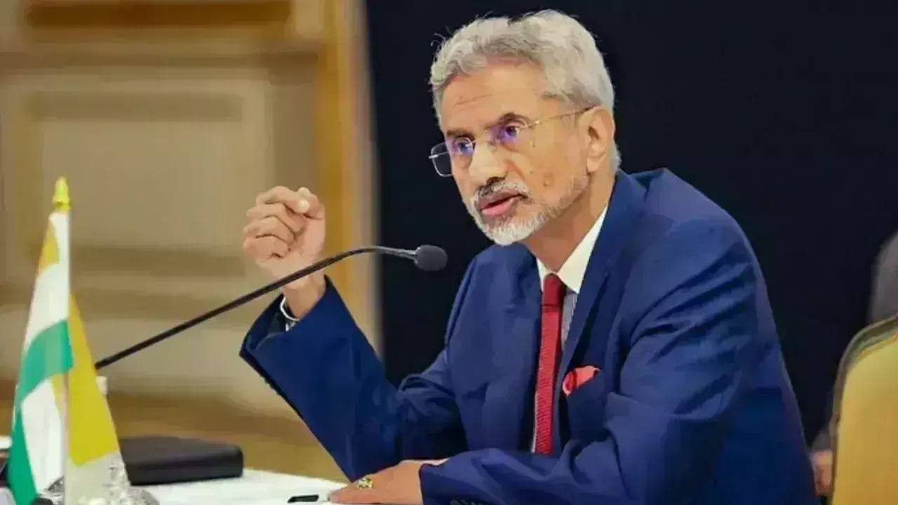 Indian Migrants: వలసదారుల భద్రత కోసం కొత్త చట్టం.. Indian Migrants: వలసదారుల భద్రత కోసం కొత్త చట్టం..