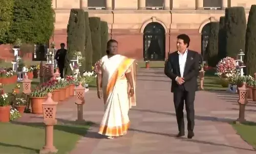 SACHIN: రాష్ట్రపతికి సచిన్ స్పెషల్ గిఫ్ట్