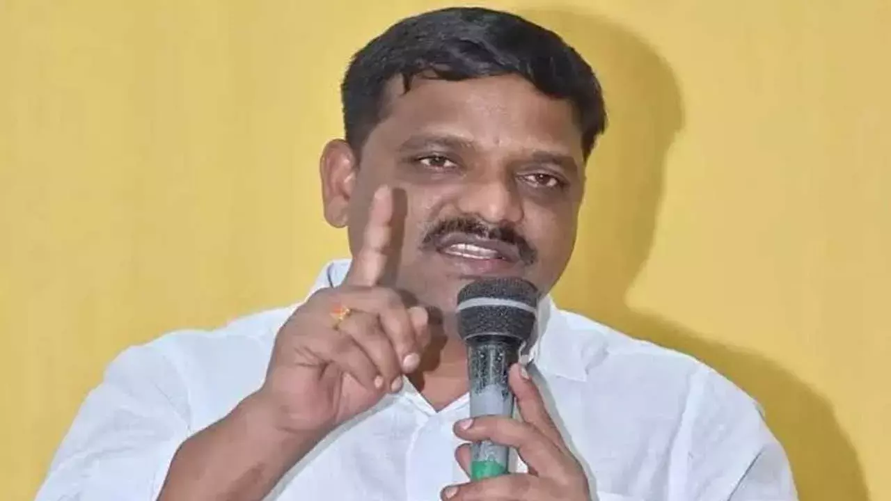 TG : తీన్మార్ మల్లన్నకు పీసీసీ డెడ్ లైన్