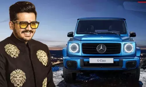 అతి పిన్న వయస్కుడైన ఎమ్మెల్యే గ్యారేజ్ లో 3 కోట్ల విలువైన కారు.. అతి పిన్న వయస్కుడైన ఎమ్మెల్యే గ్యారేజ్ లో 3 కోట్ల విలువైన కారు..