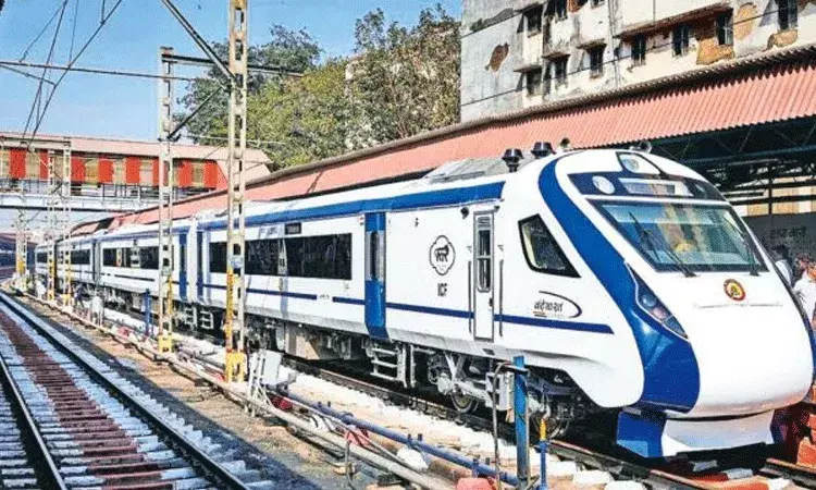 వందే భారత్ స్లీపర్ రైళ్లు: విజయవంతమైన ట్రయల్ రన్ వందే భారత్ స్లీపర్ రైళ్లు: విజయవంతమైన ట్రయల్ రన్