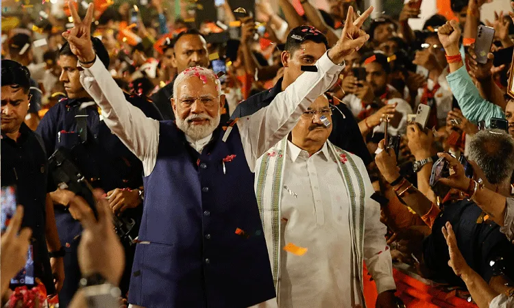 ఢిల్లీ ఎన్నికల ఫలితాలు.. వరుసగా మూడోసారి ఓటమి చవిచూస్తున్న  కాంగ్రెస్.. ఢిల్లీ ఎన్నికల ఫలితాలు.. వరుసగా మూడోసారి ఓటమి చవిచూస్తున్న  కాంగ్రెస్..