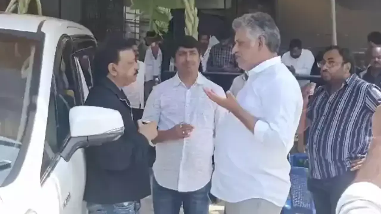 RGV : పోలీసులకు ఆర్జీవీ ఇచ్చిన వివరణ ఇదే! RGV : పోలీసులకు ఆర్జీవీ ఇచ్చిన వివరణ ఇదే!