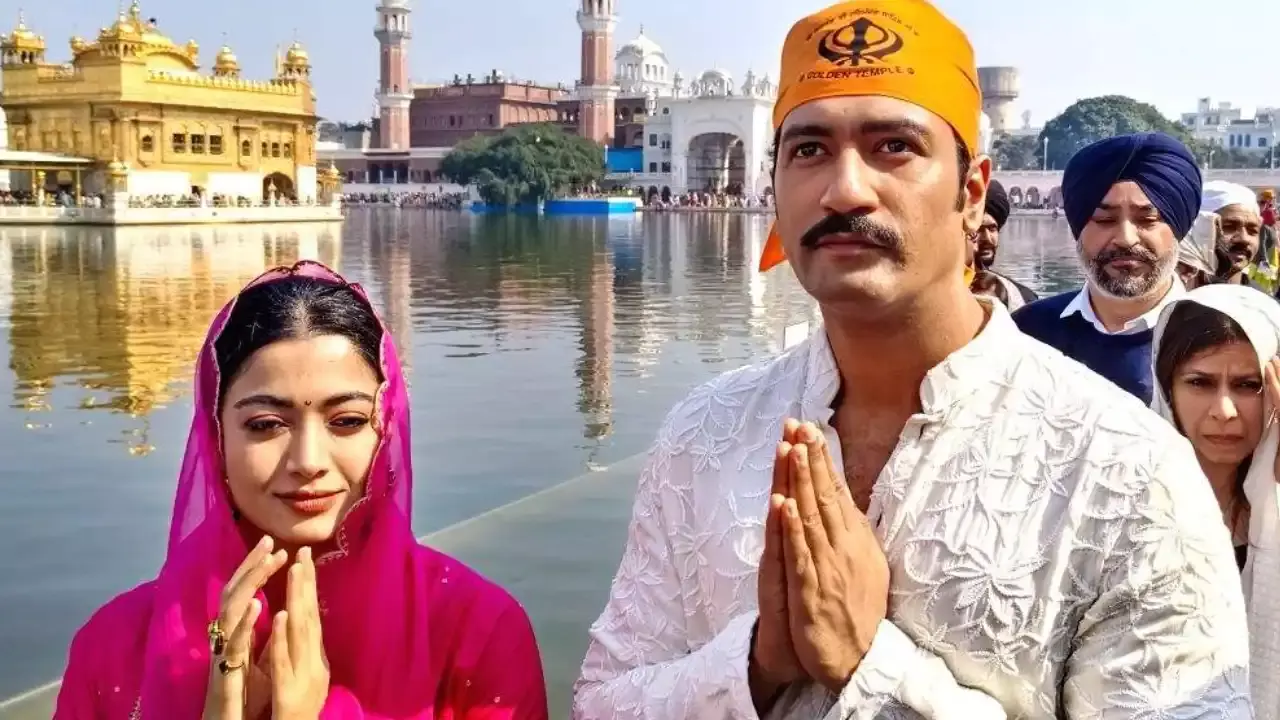 Rashmika Mandanna : గోల్డెన్ టెంపుల్లో శ్రీవల్లి పూజలు Rashmika Mandanna : గోల్డెన్ టెంపుల్లో శ్రీవల్లి పూజలు