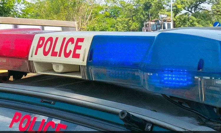 మహిళా సహోద్యోగిపై లైంగిక వేధింపులు.. పోలీసు ఉన్నతాధికారి సస్పెండ్