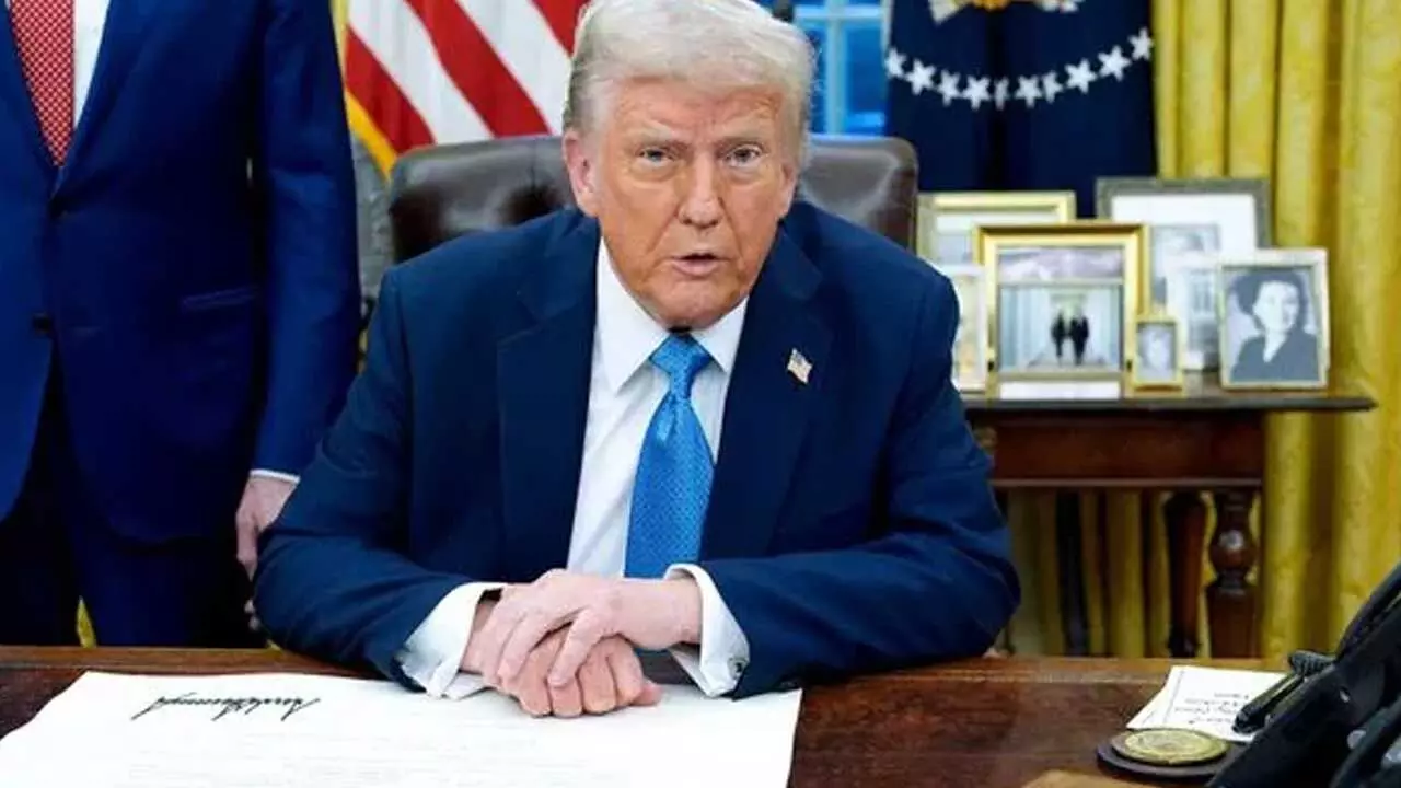 Trump Key Decision : పన్నుల విషయంలో తగ్గేదేలే.. ట్రంప్ కీలక నిర్ణయం Trump Key Decision : పన్నుల విషయంలో తగ్గేదేలే.. ట్రంప్ కీలక నిర్ణయం