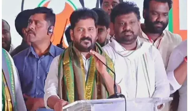REVANTH: మోదీ కులంపై రేవంత్ సంచలన వ్యాఖ్యలు REVANTH: మోదీ కులంపై రేవంత్ సంచలన వ్యాఖ్యలు
