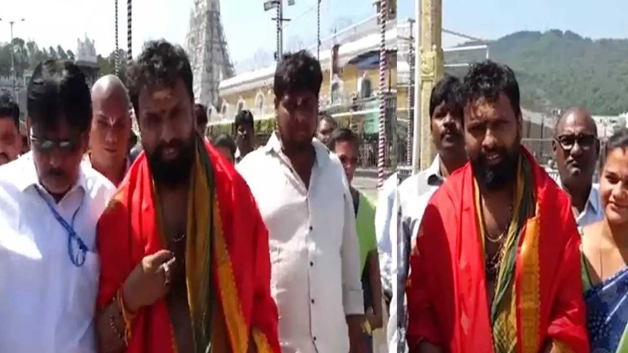 AP Minister Subhash : తిరుమల శ్రీవారిని దర్శించుకున్న ఏపీ మంత్రి సుభాష్ AP Minister Subhash : తిరుమల శ్రీవారిని దర్శించుకున్న ఏపీ మంత్రి సుభాష్