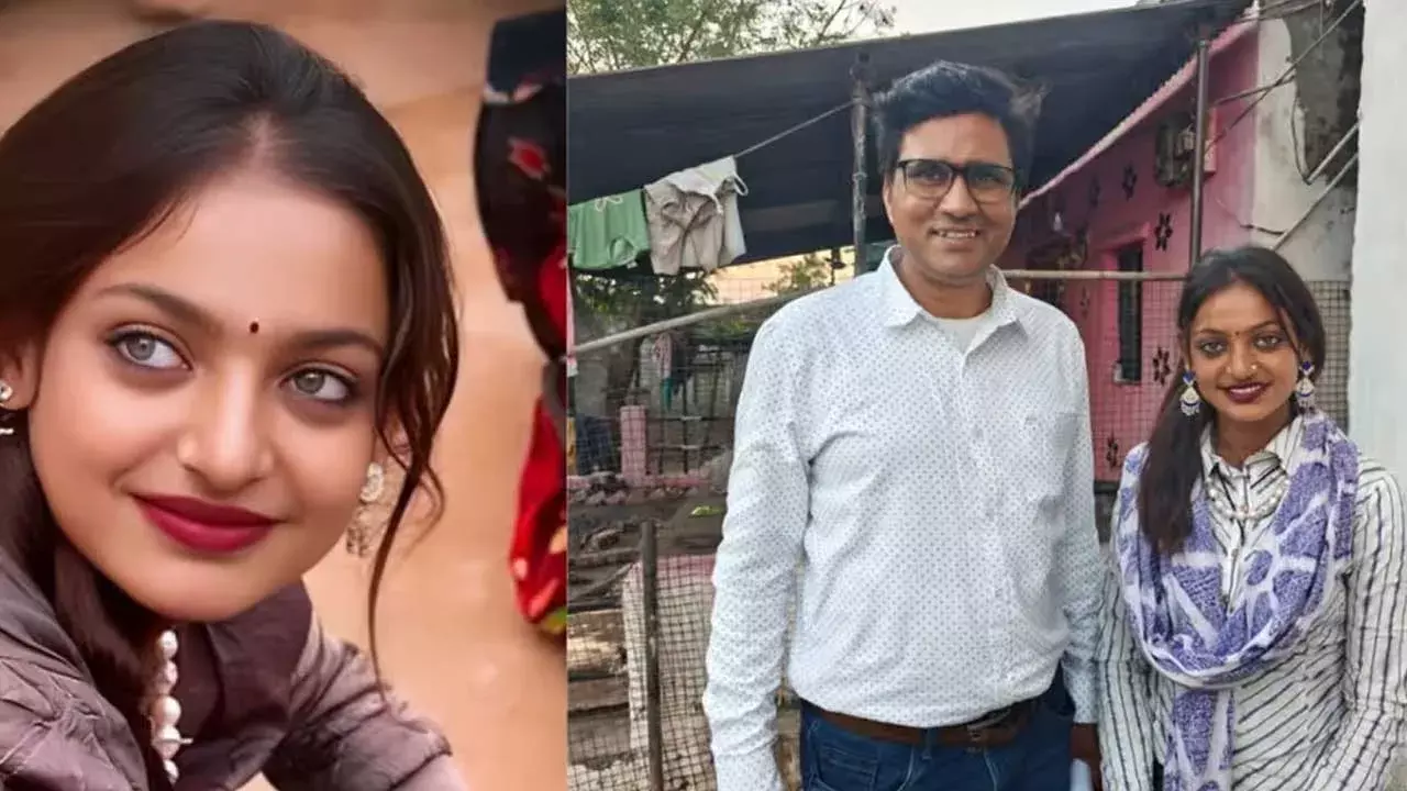 Big Shock For Monalisa : మోనాలిసాకు బిగ్ షాక్.. నిర్మాత సంచలన కామెంట్స్ Big Shock For Monalisa : మోనాలిసాకు బిగ్ షాక్.. నిర్మాత సంచలన కామెంట్స్